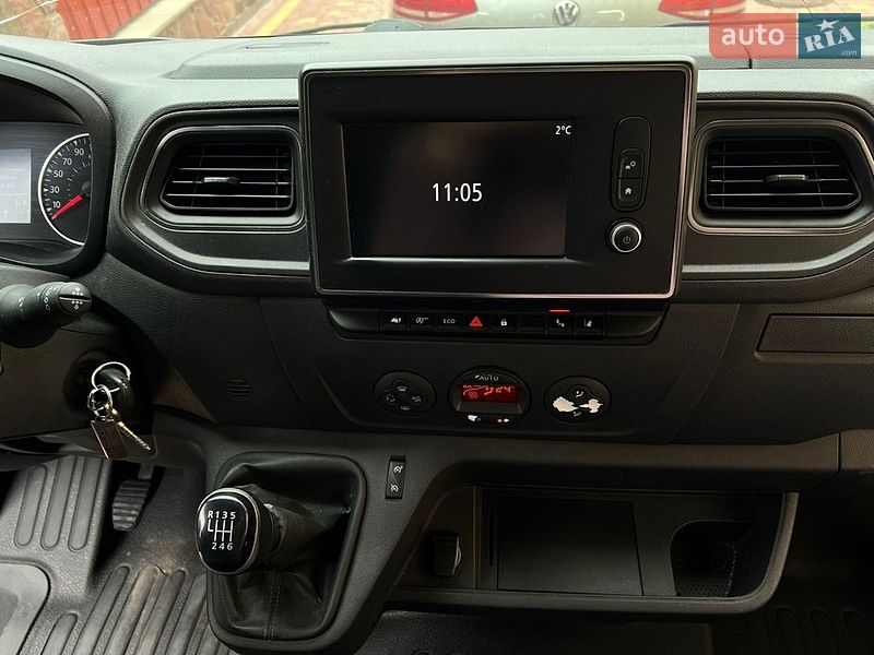 Вантажний фургон Renault Master 2019 в Тернополі