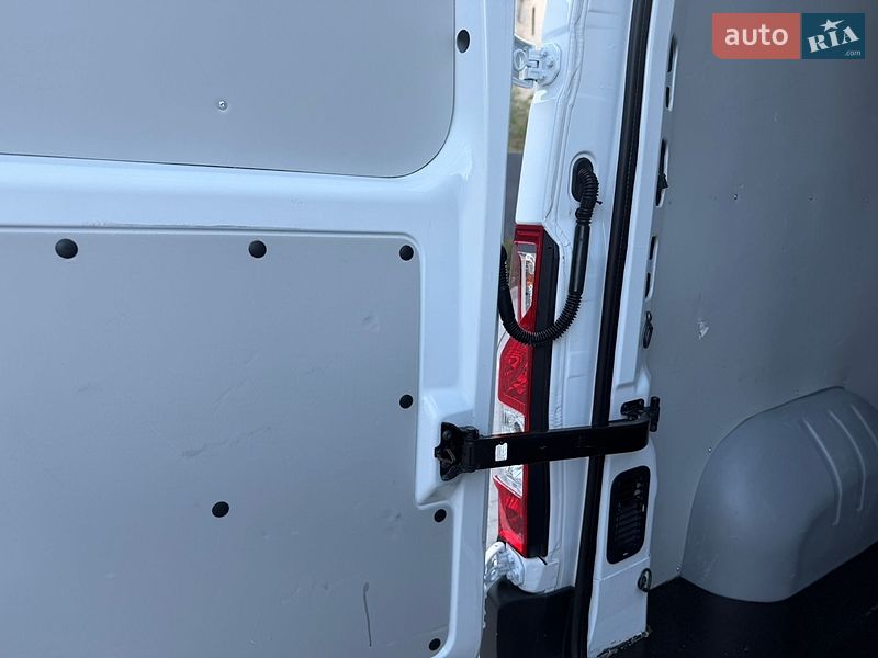 Грузовой фургон Renault Master 2020 в Дубно