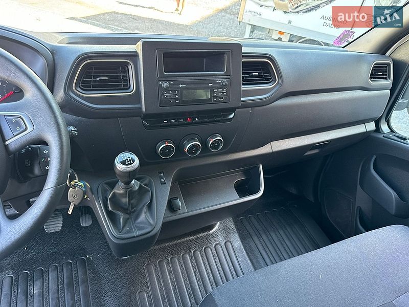 Грузовой фургон Renault Master 2022 в Ровно