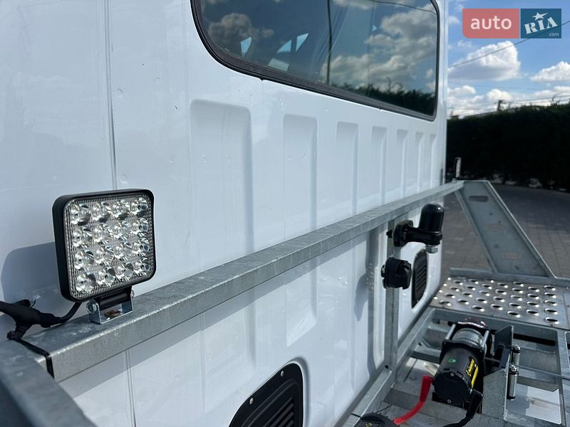 Автовоз Renault Master 2020 в Ужгороде