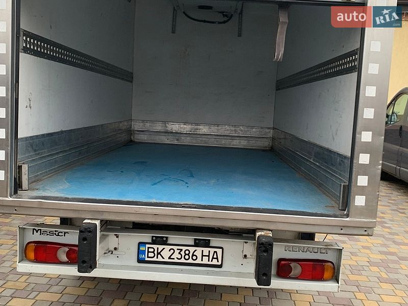 Рефрижератор Renault Master 2015 в Корце