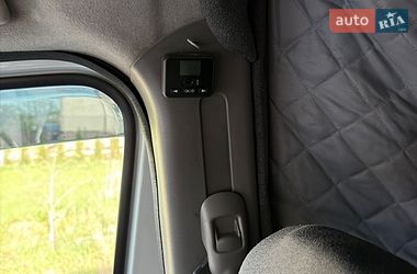 Грузовой фургон Renault Master 2016 в Львове