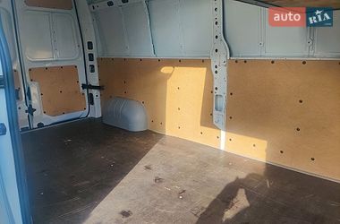 Вантажний фургон Renault Master 2017 в Рівному фото 13 Вантажний фургон Renault Master 2017 в Рівному