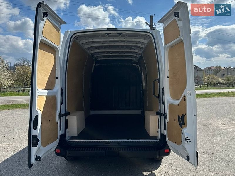 Грузовой фургон Renault Master 2021 в Дубно