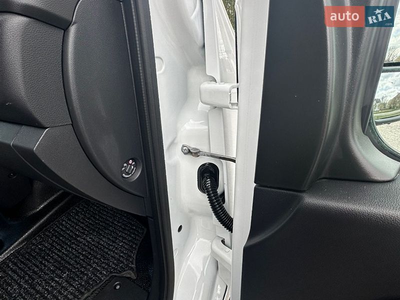 Грузовой фургон Renault Master 2021 в Дубно