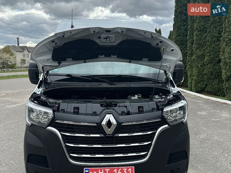 Грузовой фургон Renault Master 2021 в Дубно