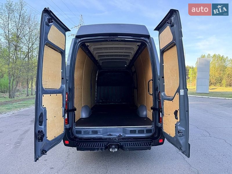 Грузовой фургон Renault Master 2022 в Киеве