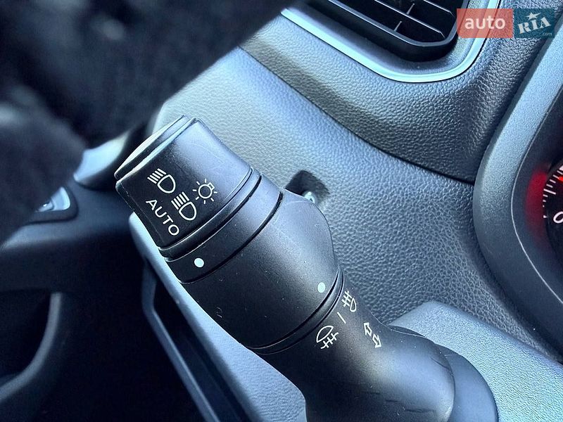 Грузовой фургон Renault Master 2022 в Киеве