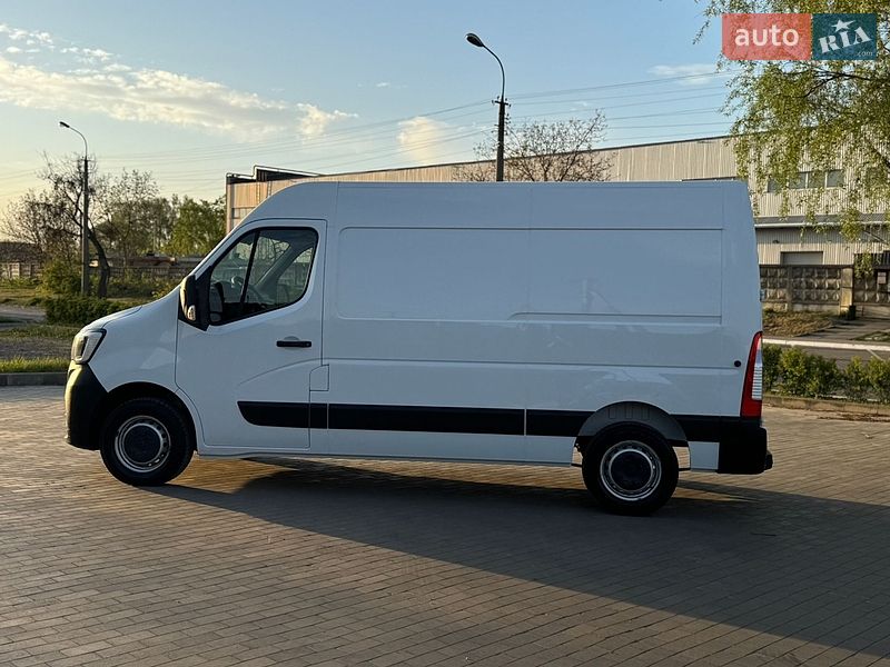 Грузовой фургон Renault Master 2021 в Луцке