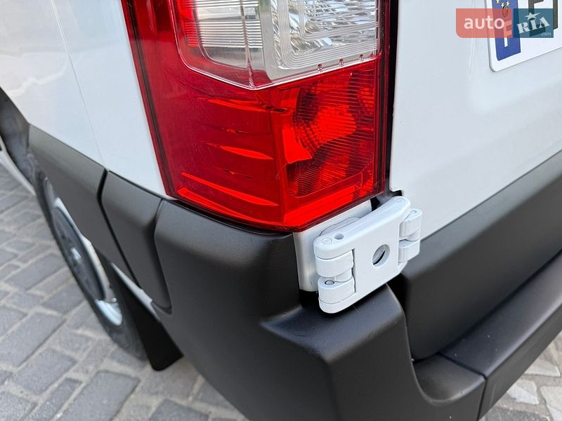Грузовой фургон Renault Master 2018 в Дубно
