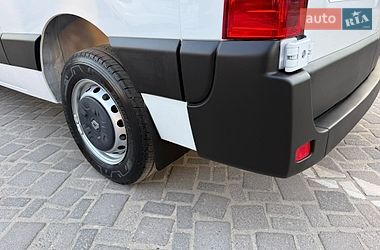 Грузовой фургон Renault Master 2018 в Дубно