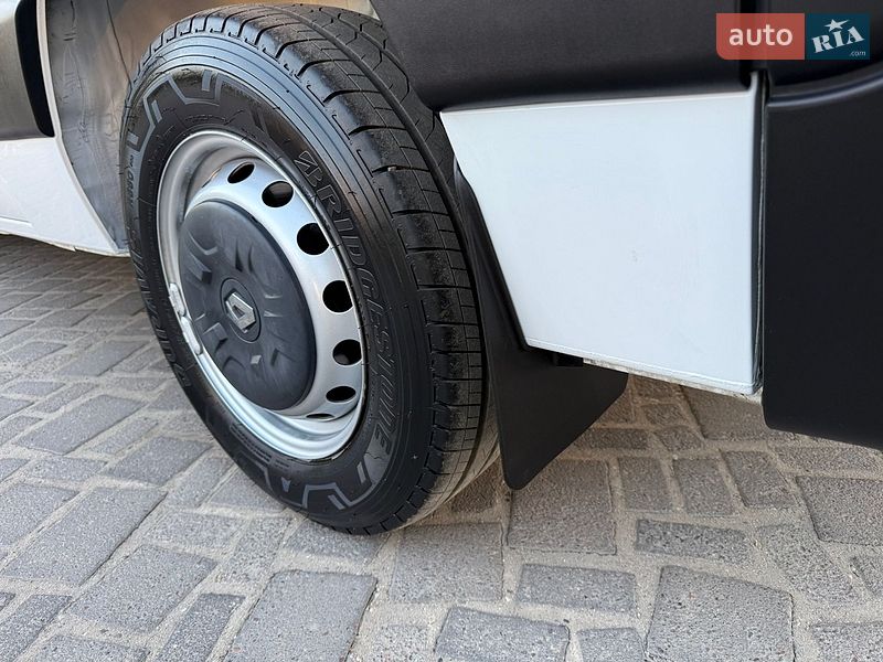 Грузовой фургон Renault Master 2018 в Дубно
