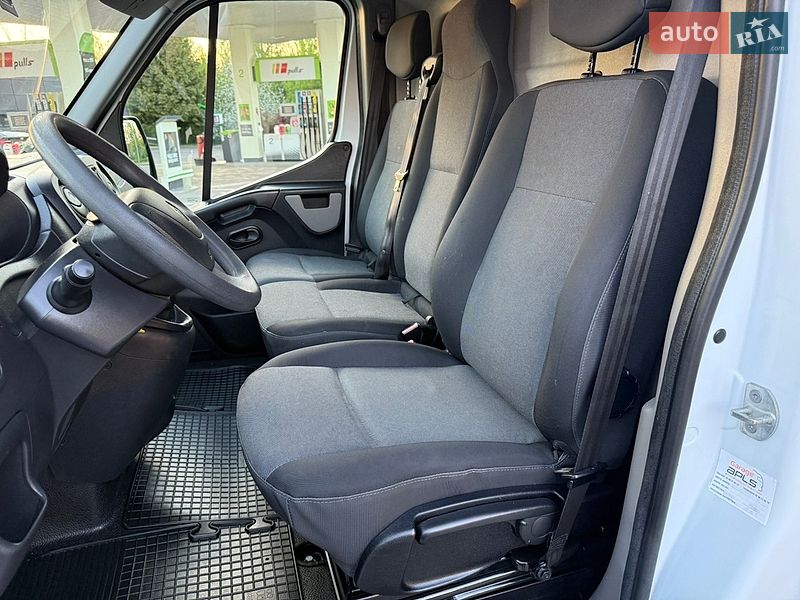 Грузовой фургон Renault Master 2018 в Дубно