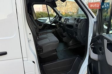 Грузовой фургон Renault Master 2018 в Дубно