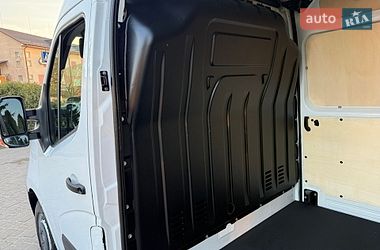 Грузовой фургон Renault Master 2018 в Дубно