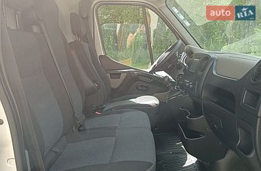 Вантажний фургон Renault Master 2017 в Дубні