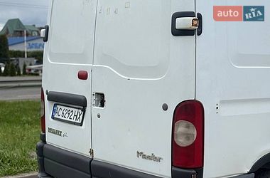Вантажний фургон Renault Master 2006 в Луцьку