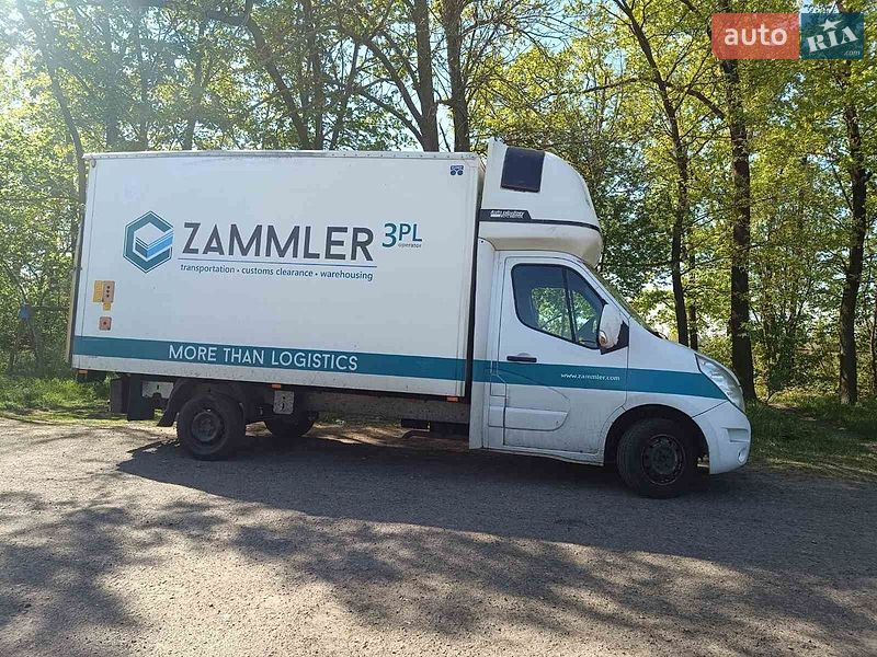 Грузовой фургон Renault Master 2015 в Киеве