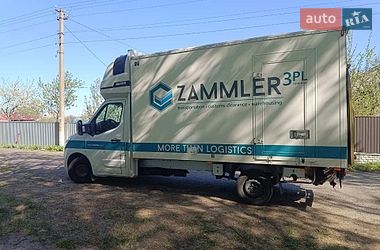 Грузовой фургон Renault Master 2015 в Киеве