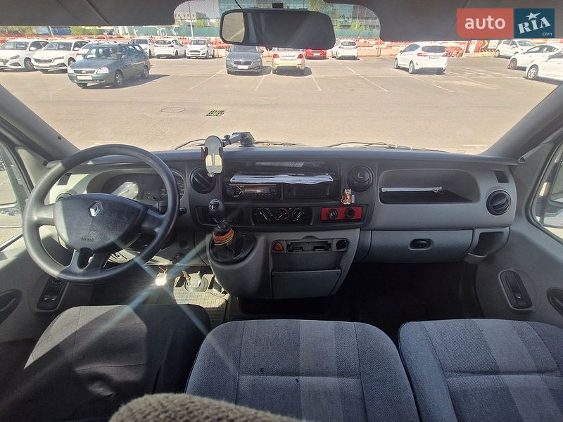 Грузопассажирский фургон Renault Master 2003 в Киеве