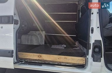 Грузопассажирский фургон Renault Master 2003 в Киеве