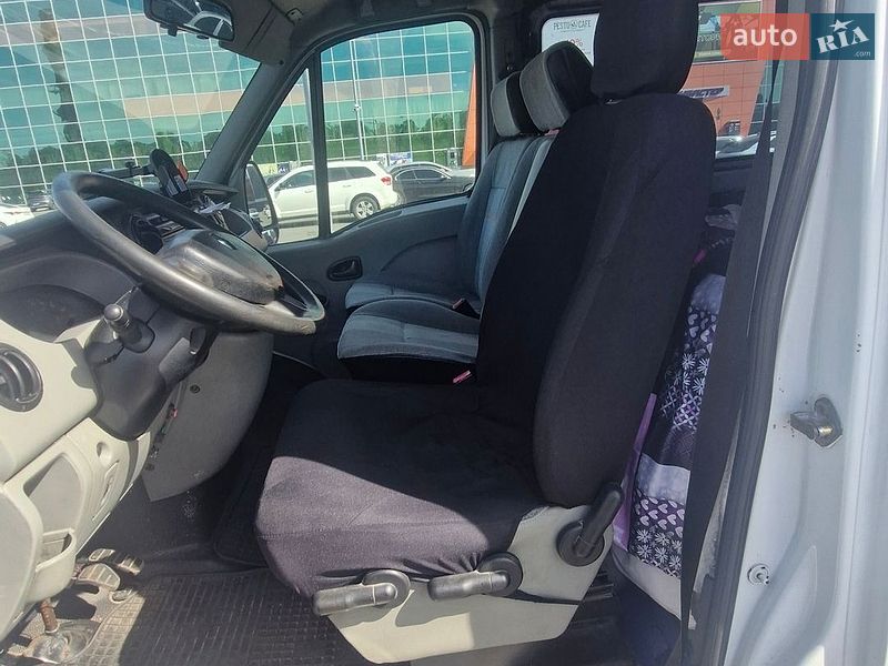 Грузопассажирский фургон Renault Master 2003 в Киеве