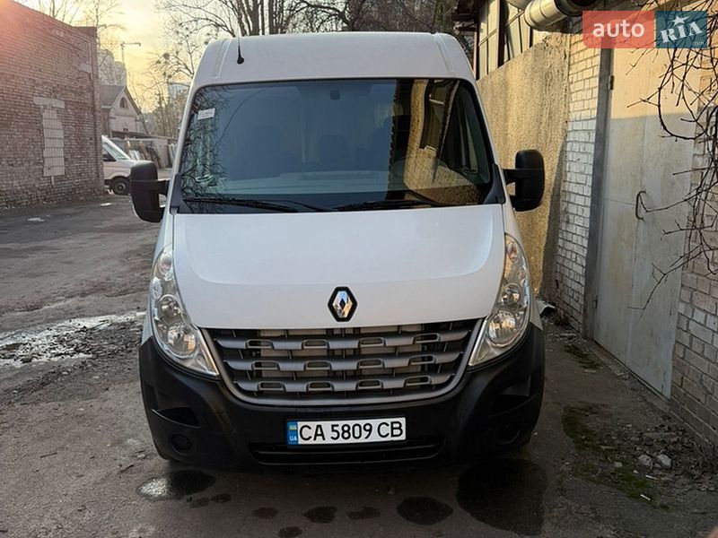 Вантажний фургон Renault Master 2012 в Києві