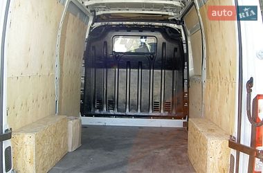 Вантажний фургон Renault Master 2017 в Львові