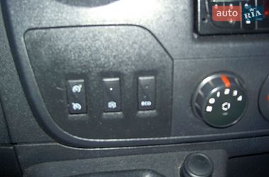 Вантажний фургон Renault Master 2017 в Львові
