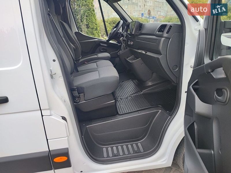 Грузовой фургон Renault Master 2020 в Каменском