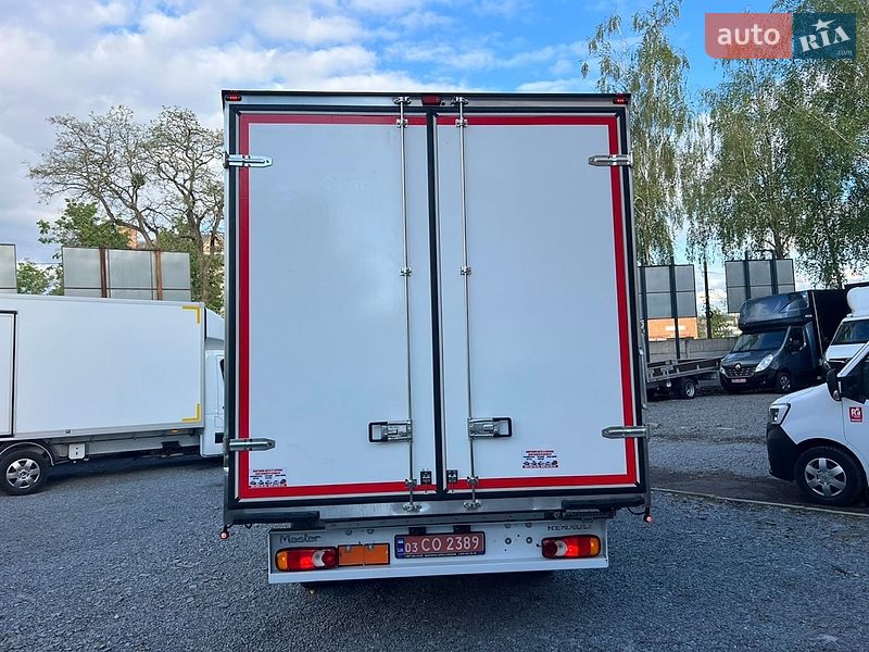 Інші вантажівки Renault Master 2020 в Рівному