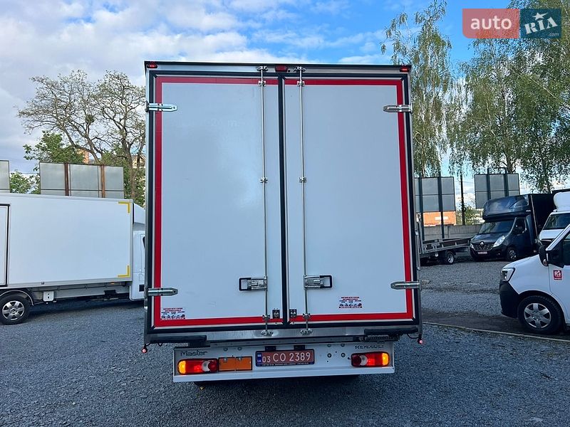 Інші вантажівки Renault Master 2020 в Рівному