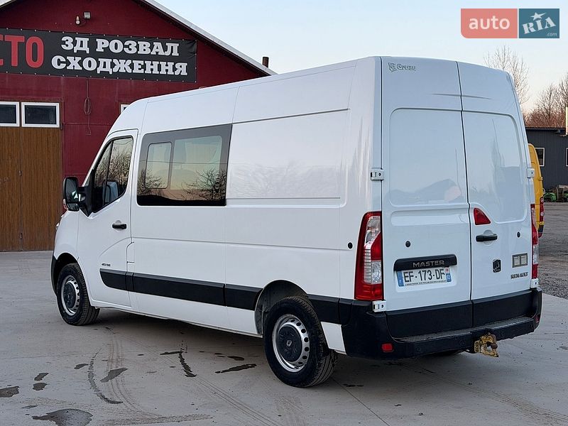 Грузопассажирский фургон Renault Master 2016 в Дубно