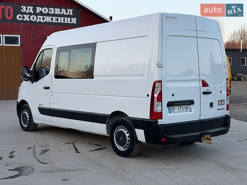 Грузопассажирский фургон Renault Master 2016 в Дубно