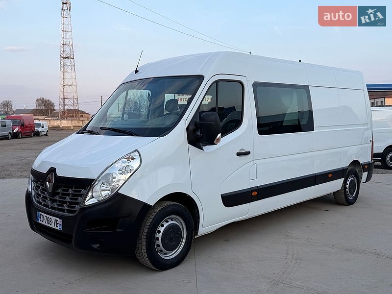 Грузопассажирский фургон Renault Master 2017 в Луцке