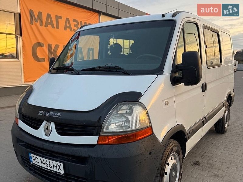 Вантажопасажирський фургон Renault Master 2007 в Нововолинську