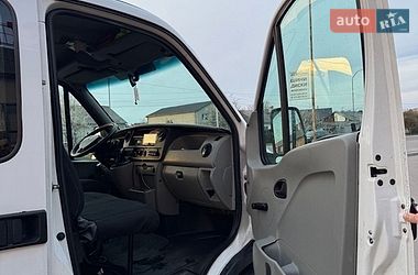 Вантажопасажирський фургон Renault Master 2007 в Нововолинську
