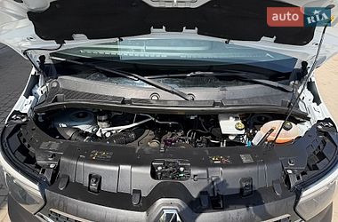 Вантажний фургон Renault Master 2021 в Бердичеві