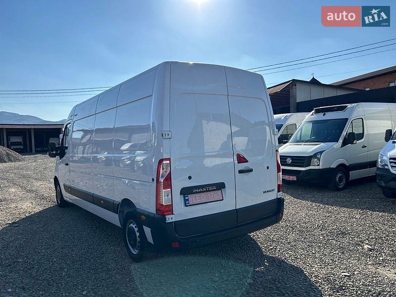 Грузовой фургон Renault Master 2018 в Хусте