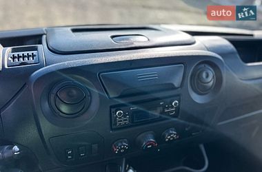 Грузовой фургон Renault Master 2018 в Хусте