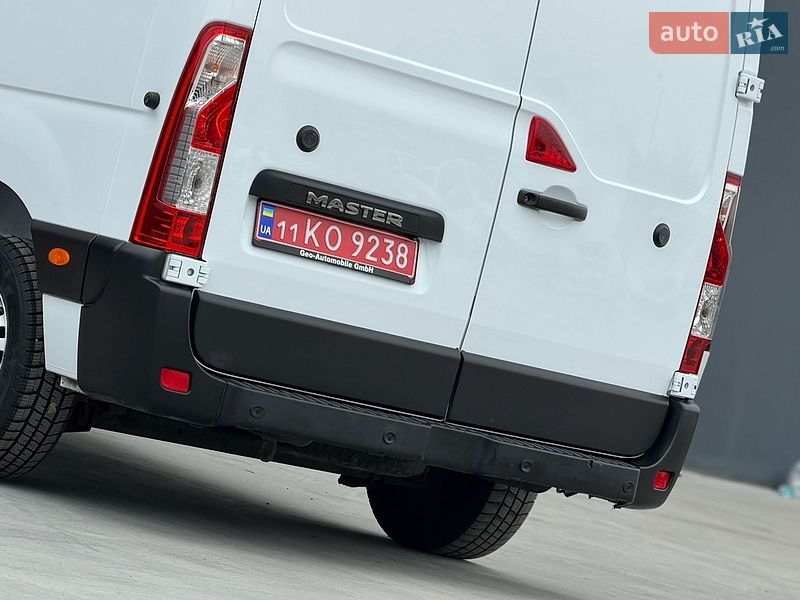 Вантажний фургон Renault Master 2020 в Дубні