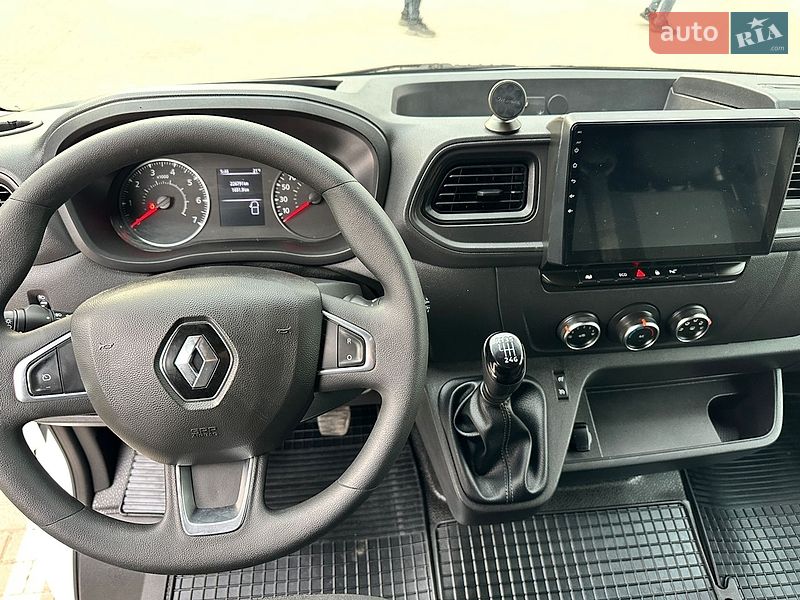 Грузовой фургон Renault Master 2021 в Дубно