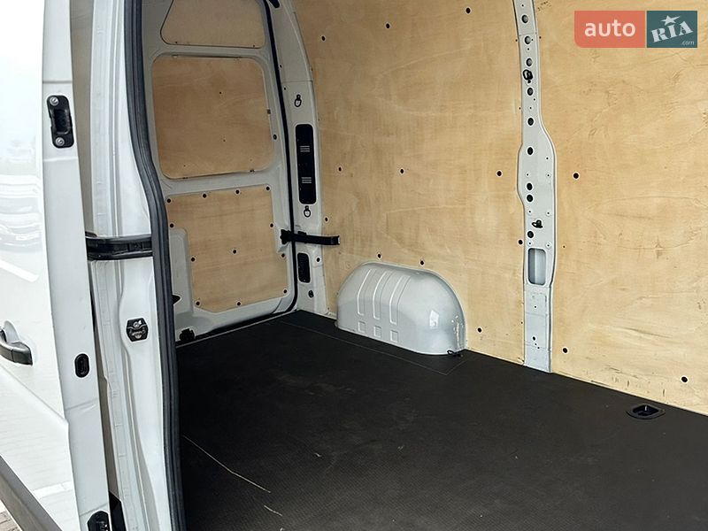 Грузовой фургон Renault Master 2021 в Дубно