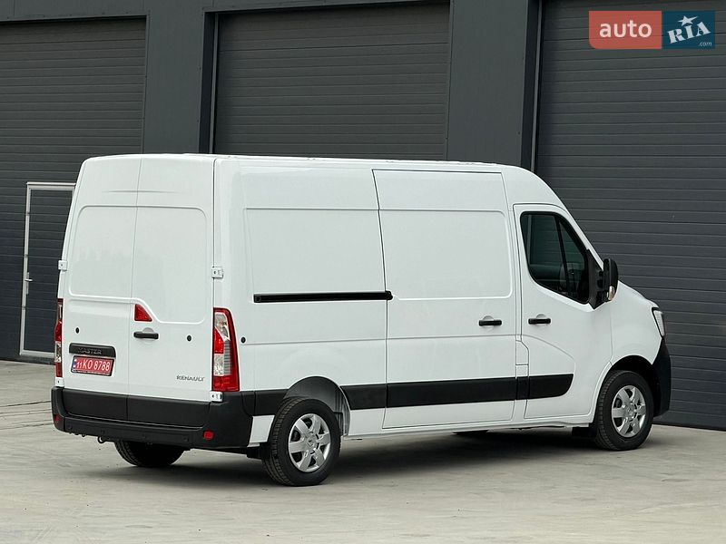Грузовой фургон Renault Master 2022 в Дубно