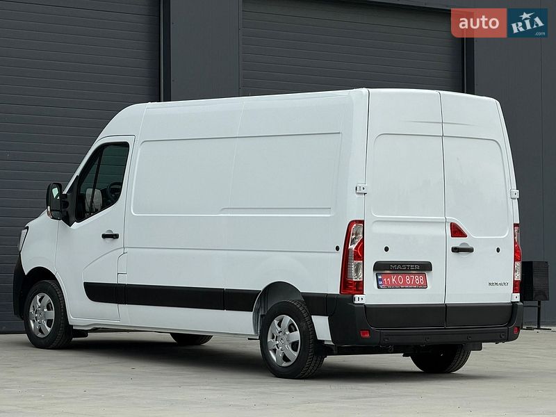 Грузовой фургон Renault Master 2022 в Дубно