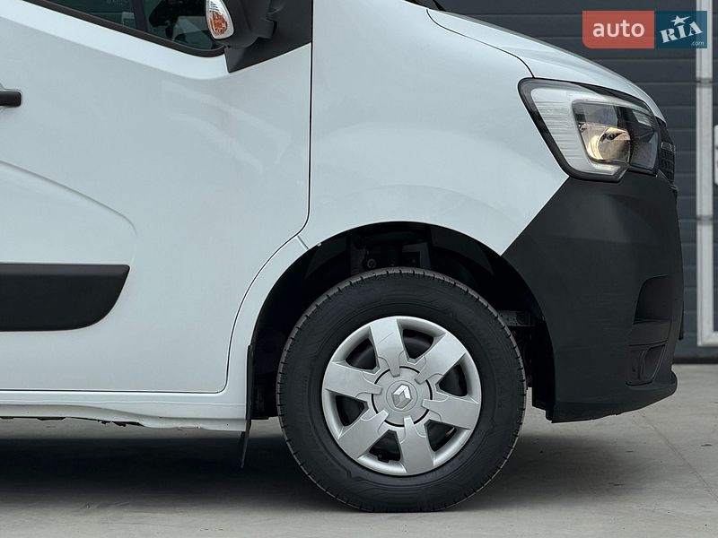 Грузовой фургон Renault Master 2022 в Дубно