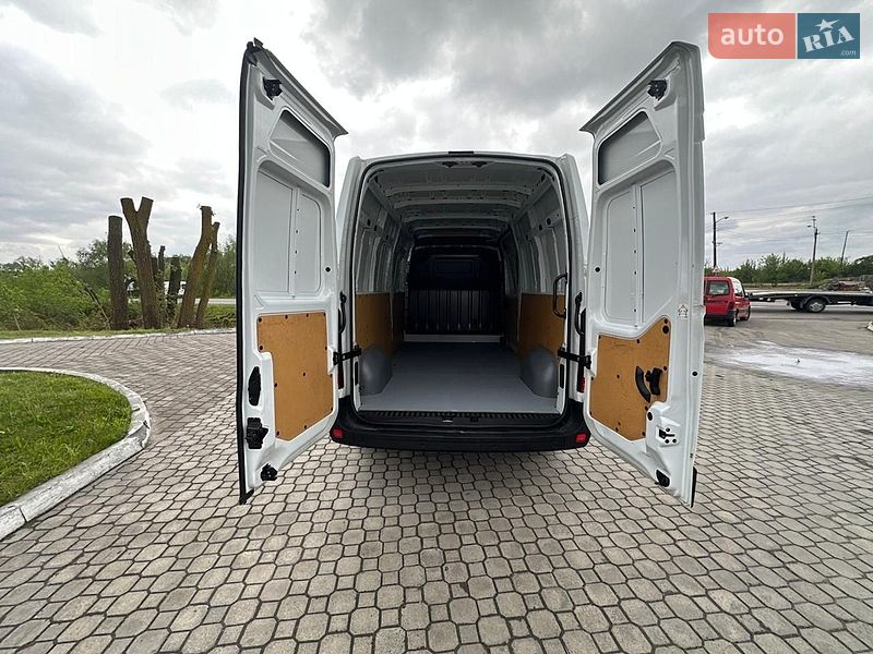 Вантажний фургон Renault Master 2021 в Києві
