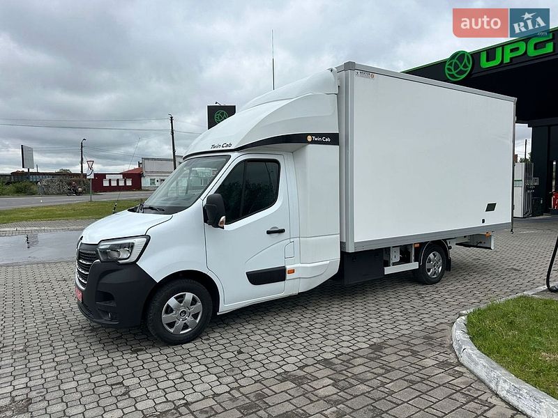 Renault Master 2023