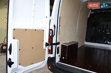Вантажний фургон Renault Master 2018 в Полтаві