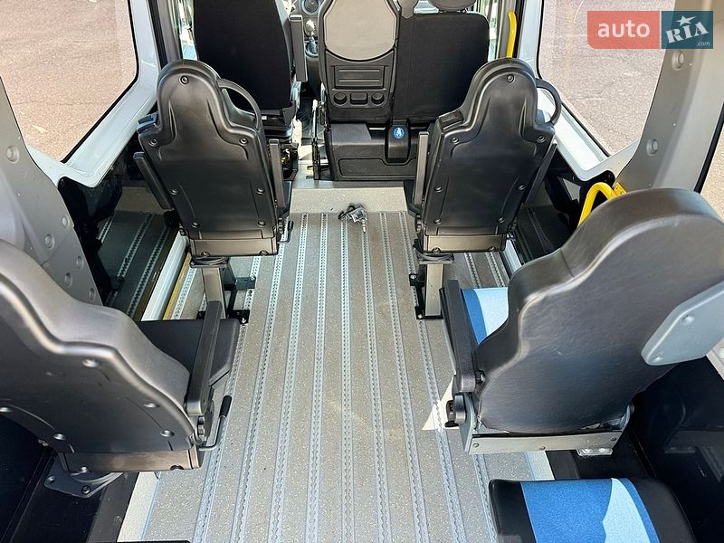 Городской автобус Renault Master 2019 в Киеве